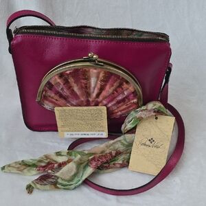 Patricia Nash Elegant Leather‎ Crossbody Bag. (B1)